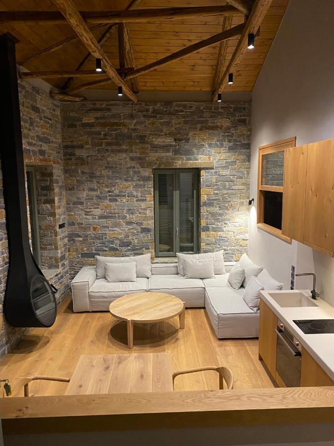 Ej Boutique Suites Милина Экстерьер фото