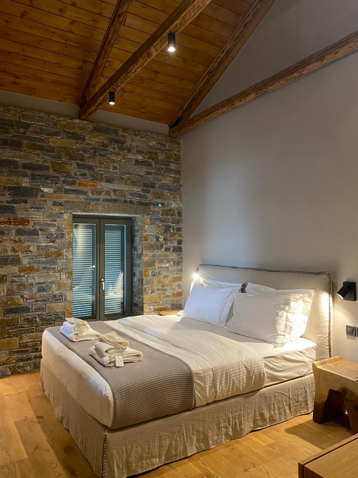 Ej Boutique Suites Милина Экстерьер фото